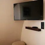 Louvre Apartment *
